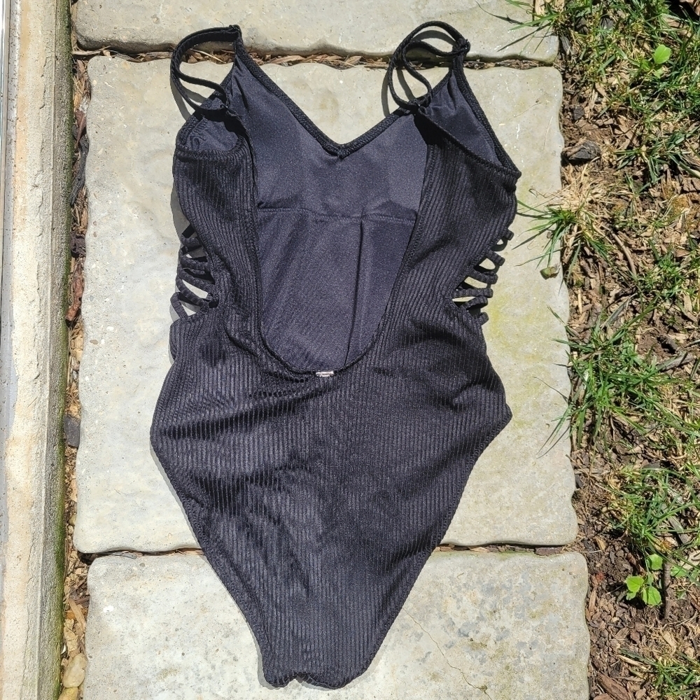 VS PINK STRAPPY SIDE RIBBED ONE PIECE▪︎S - Picture 8 of 11